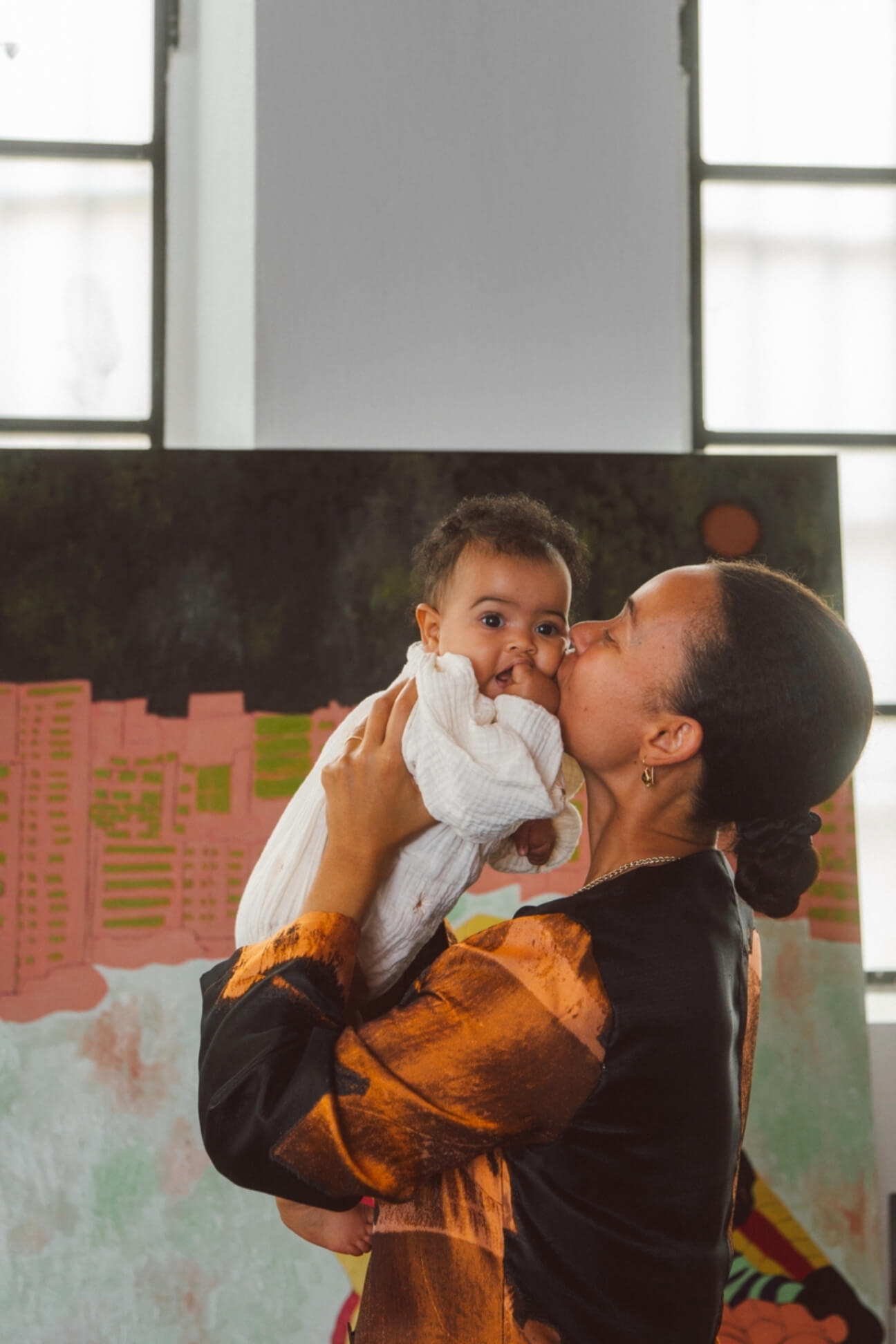 cassi-namoda-artist-mother