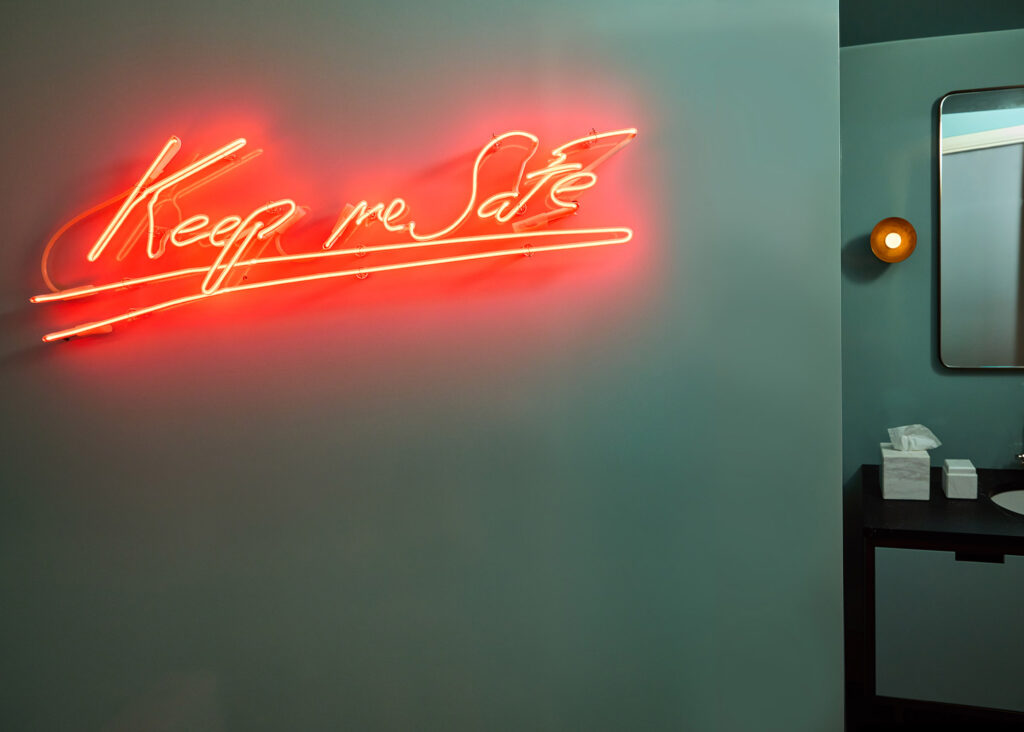 tracey emin neon artwork