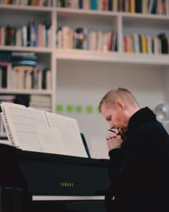 Photography by Marie Sutter and courtesy of Max Richter.