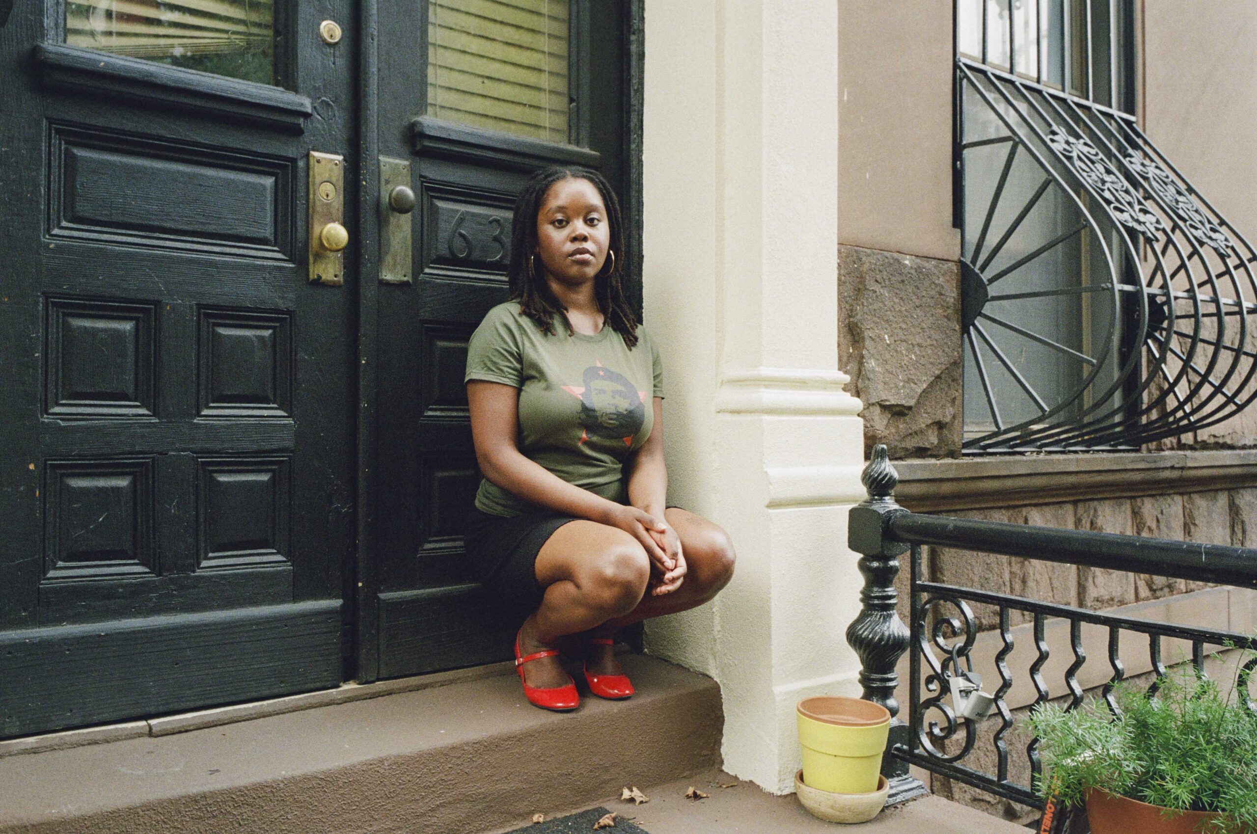 Stephanie Wambugu, Lonely Crow