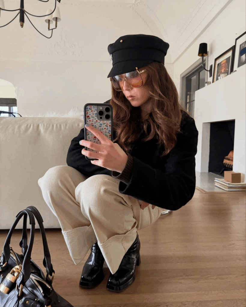 musician Laufey outfit