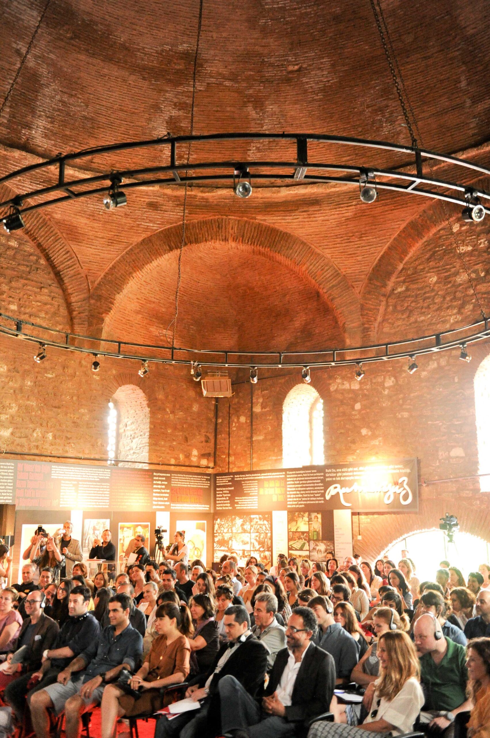 Photography courtesy of Istanbul '74.