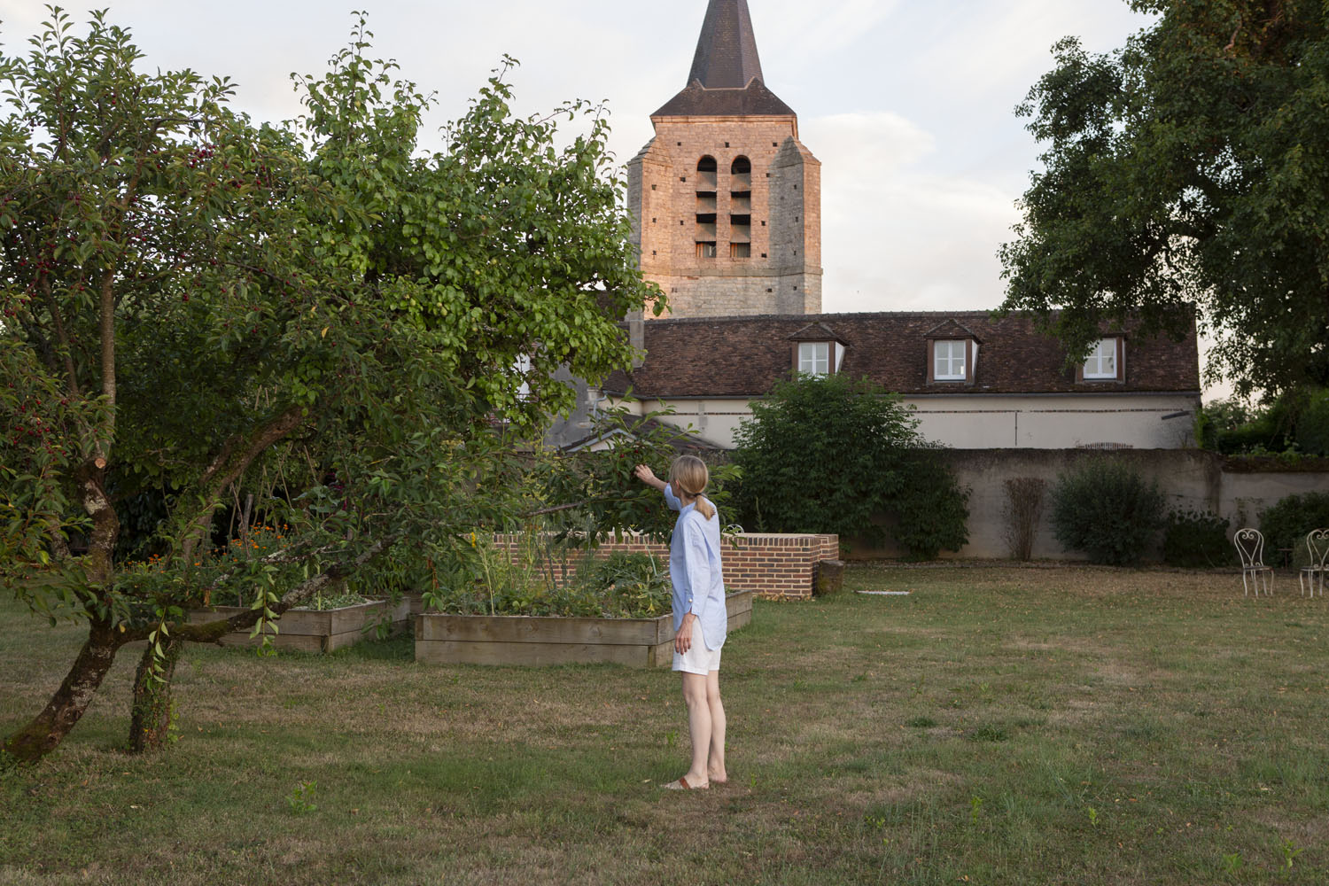 De Buffévent lives in a produce autarchy replete with her own vegetable patch and orchard.