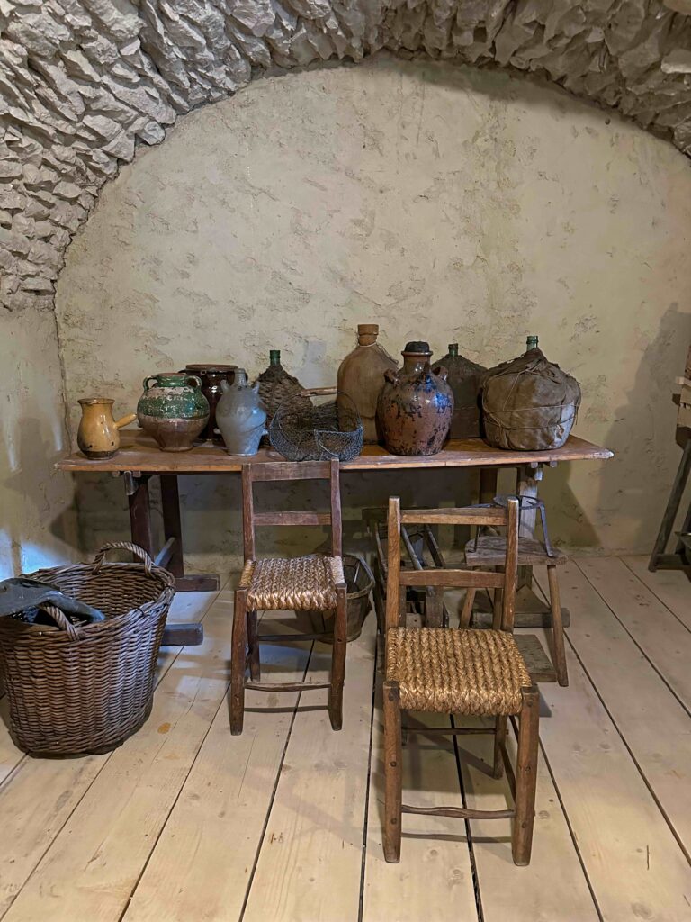 French-popular-furniture