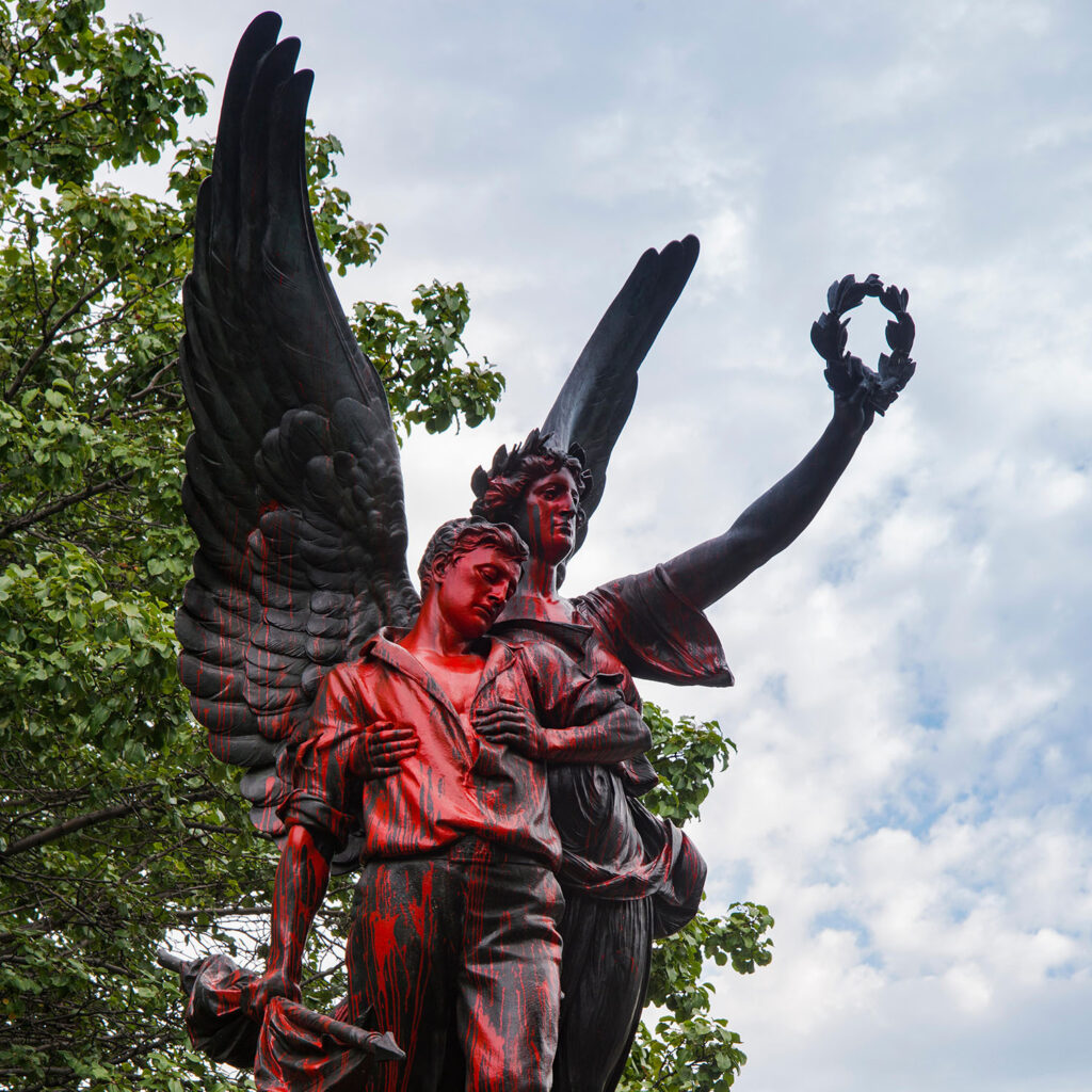 Confederate Soldiers & Sailors Monument, Baltimore, Maryland splashed with red paint following the Unite the Right rally, August 13, 2017. The monument was removed on August 16, 2017. Credit: Picture Architect/Alamy.