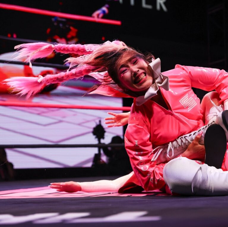 Sukeban wrestling match by by Melina Pizano and courtesy of Sukeban