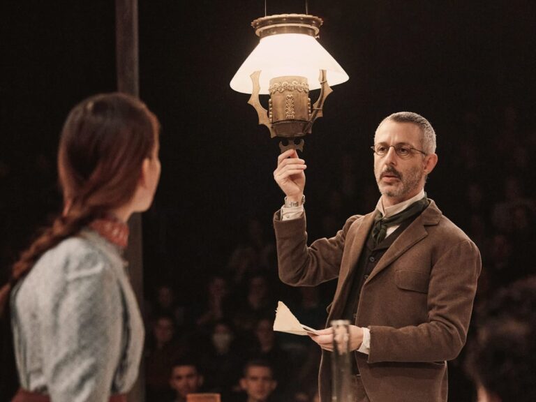 Jeremy Strong in Enemy of the People