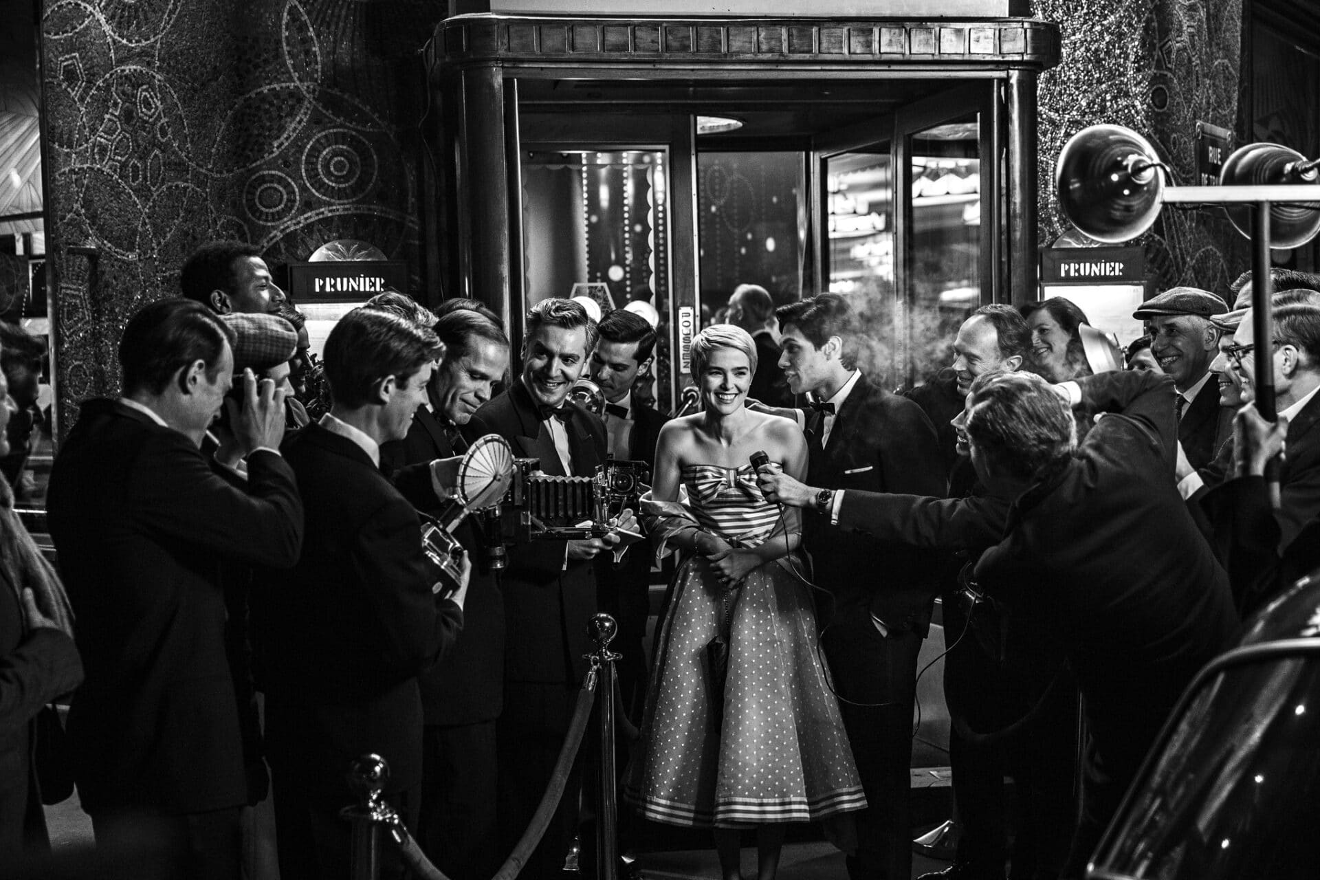 Zoey Deutch, Nouvelle Vague, distributed by Netflix