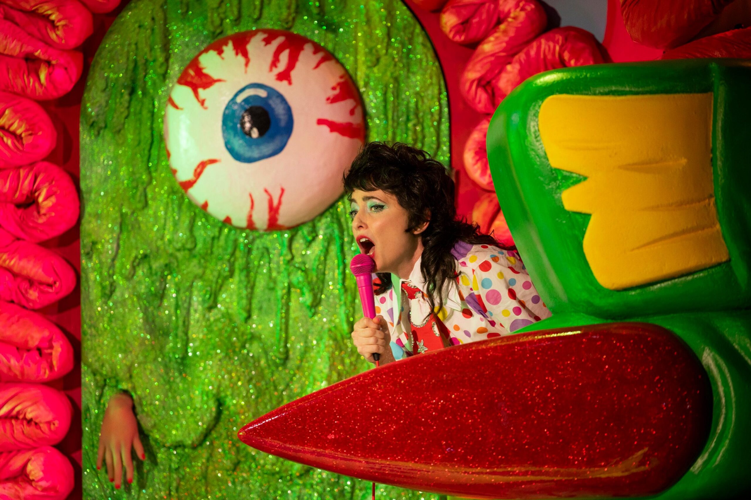 Sarah Squirm: Live + In The Flesh on HBO, all imagery courtesy of IMDb