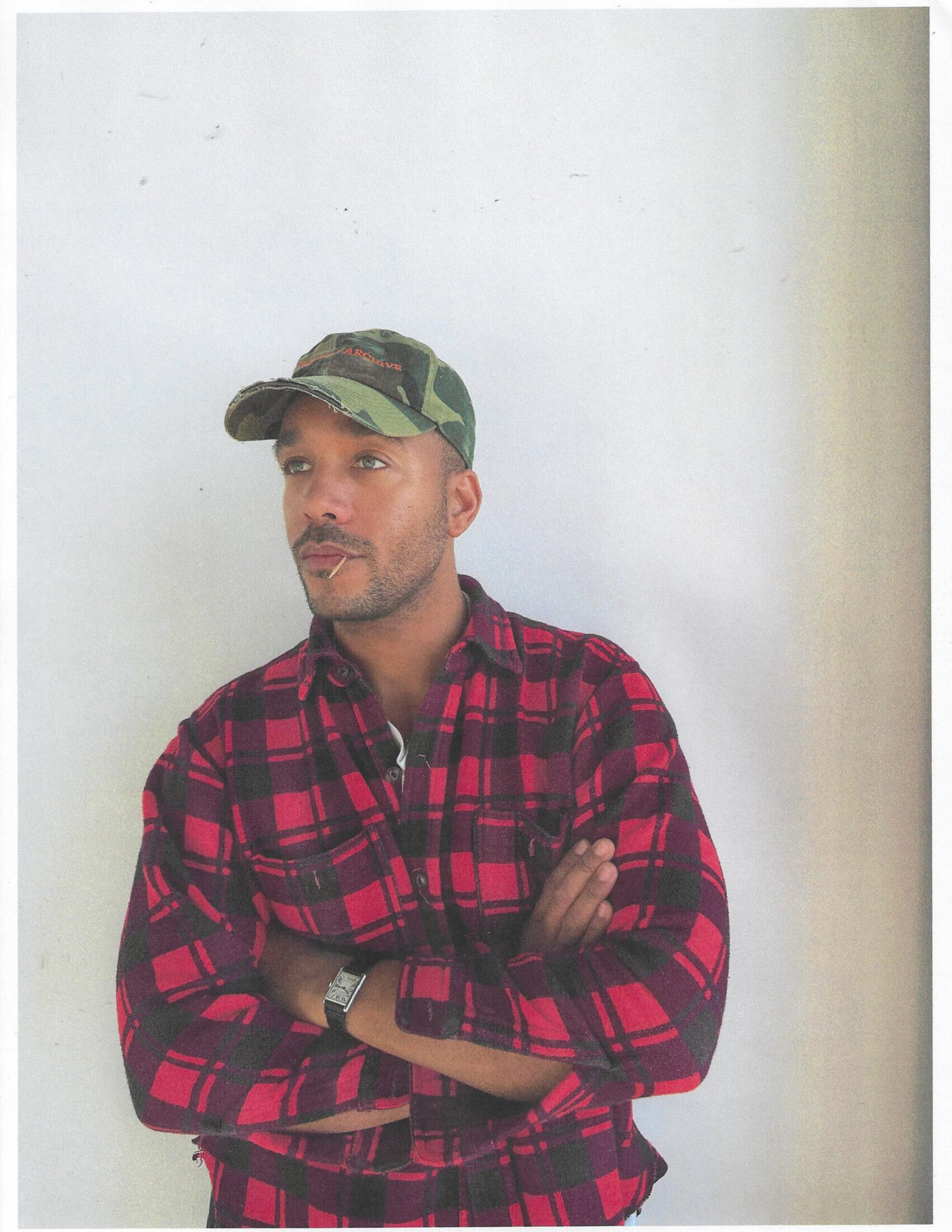 Dealer Marcus Allen in a vintage look by the Society Archive