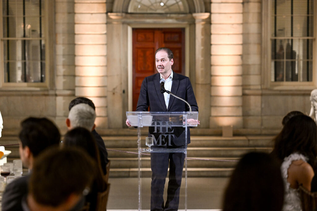 Max Hollein at a Met Museum Vanguard Council dinner.