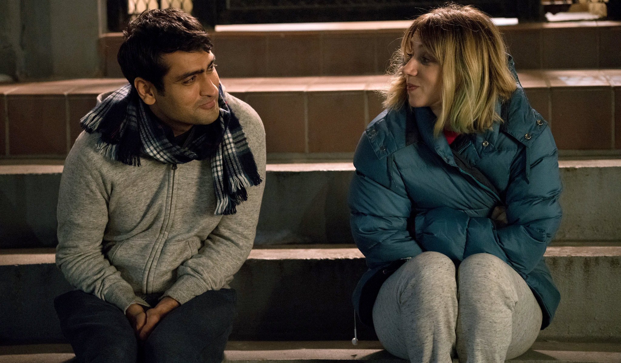 Kumail Nanjiani and Zoe Kazan in The Big Sick, 2017