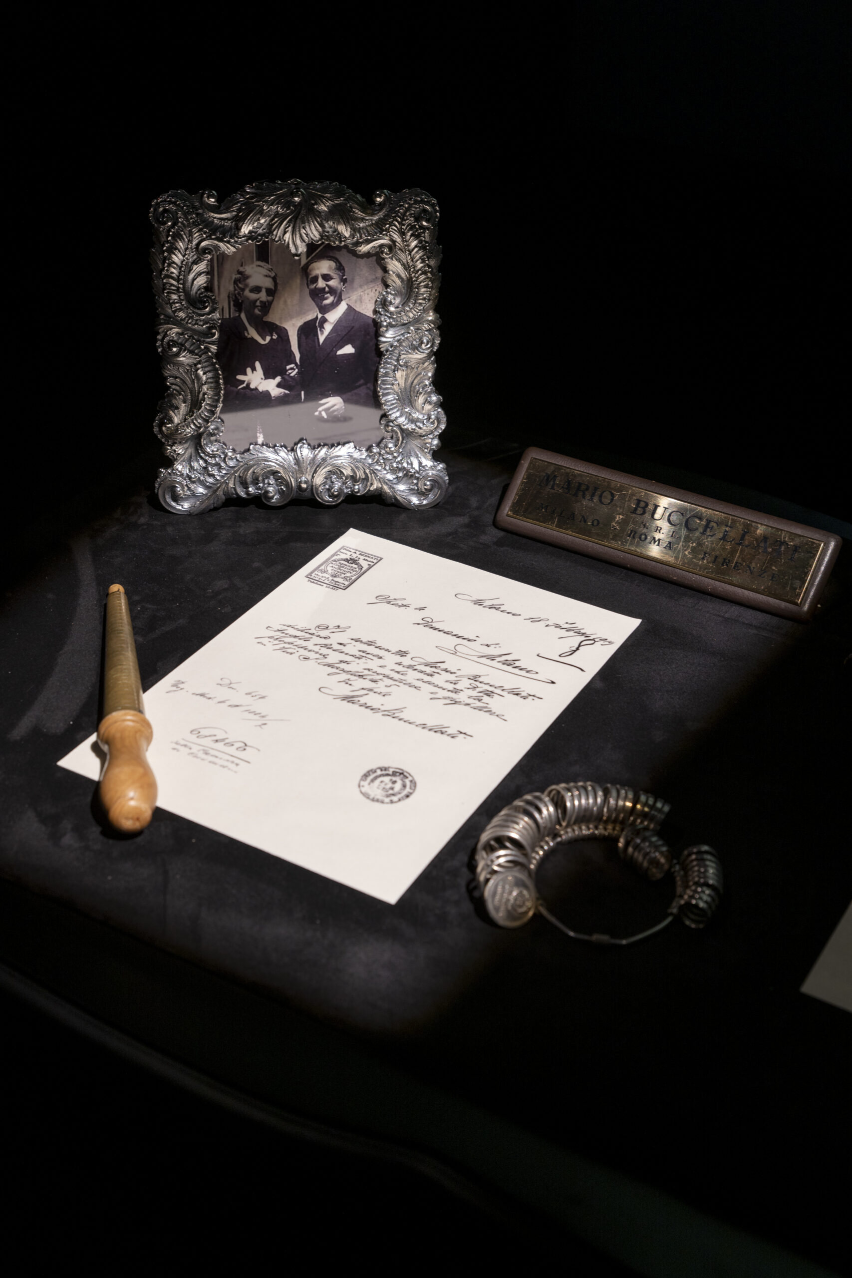 Artifacts in the Buccellati exhibition “The Prince of Goldsmiths” in Shanghai