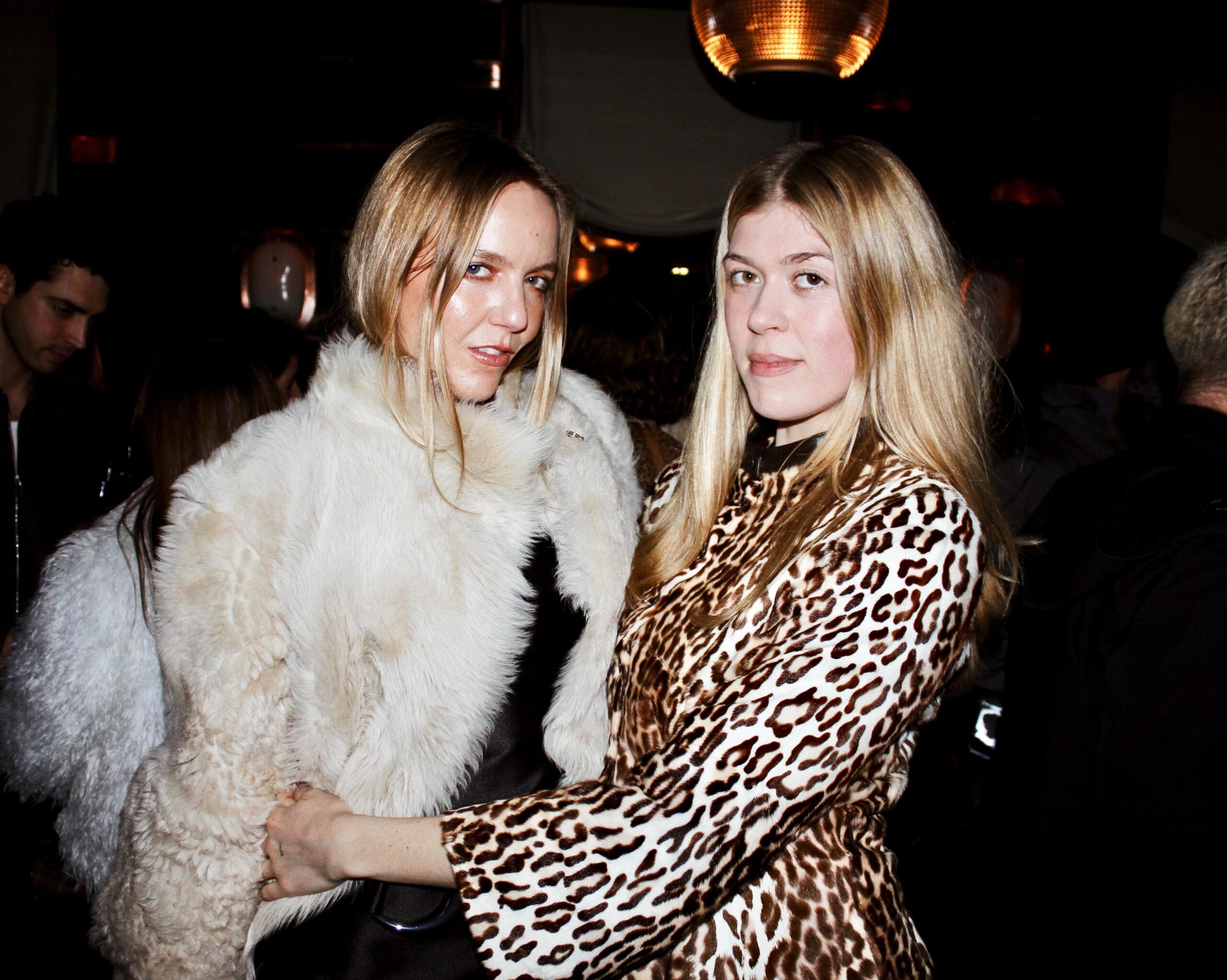 Jana Sascha and Lara Savill