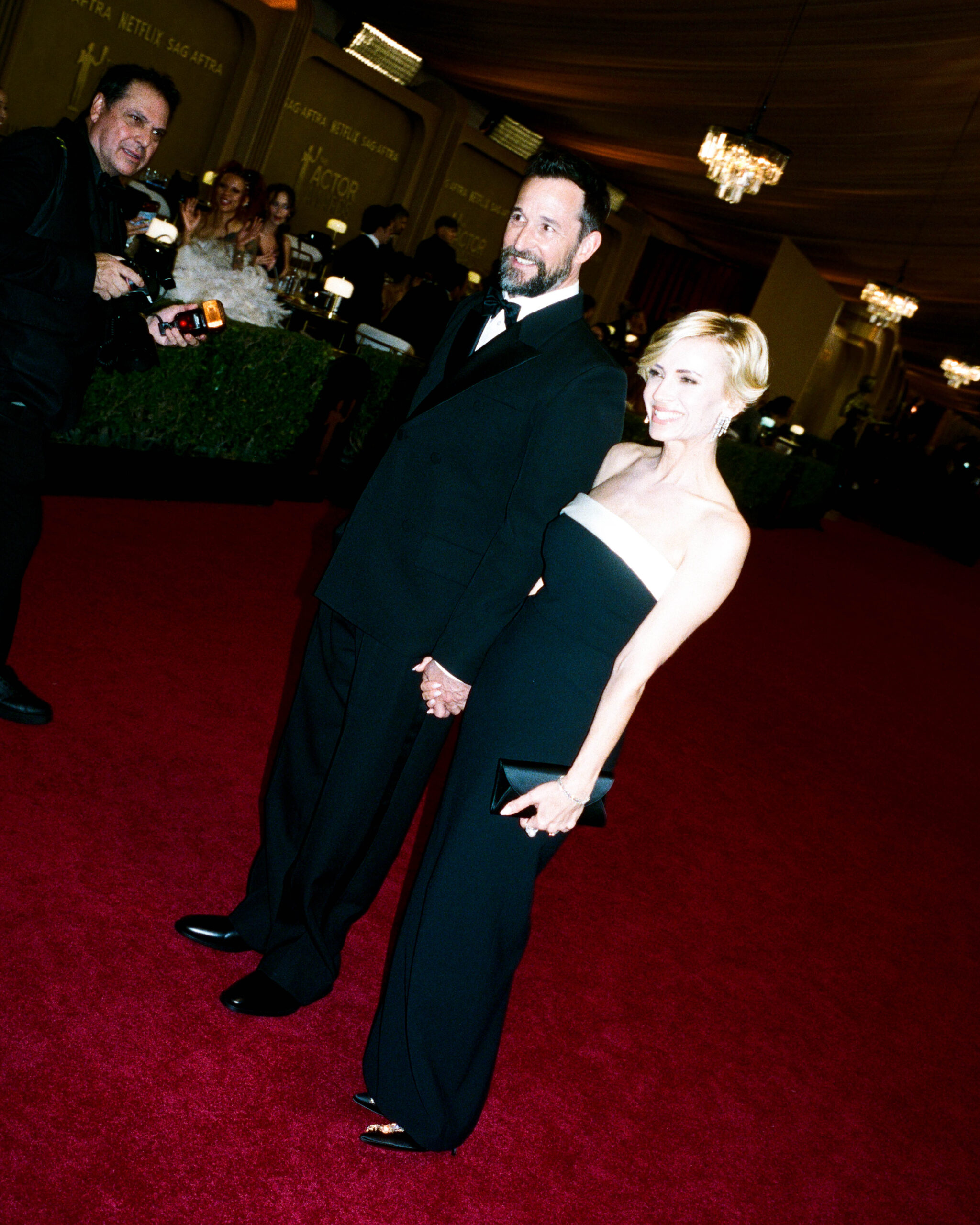 Noah Wyle and Sarah Wells on the Actor Awards red carpet