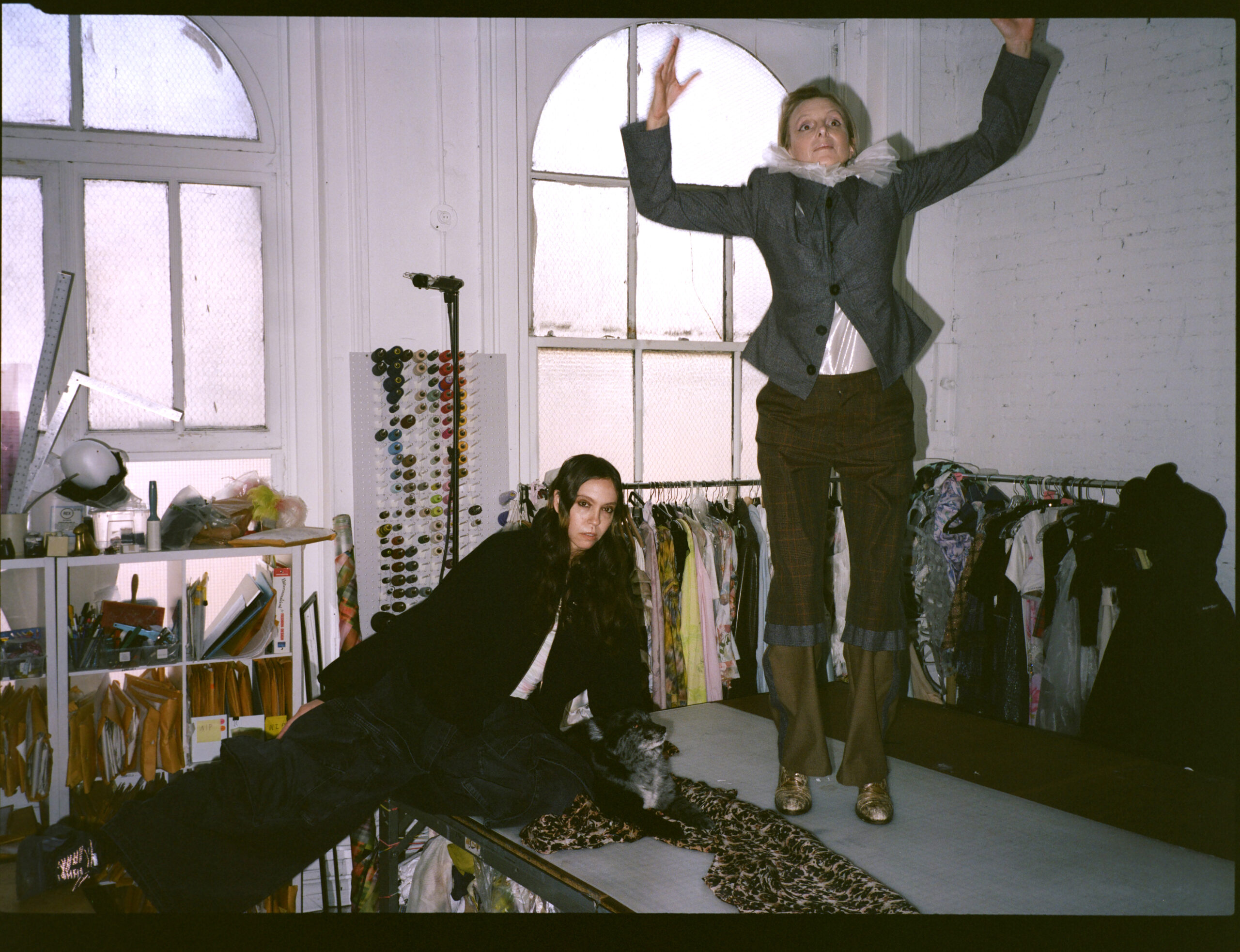 Portrait Camille Henrot and Hillary Taymour