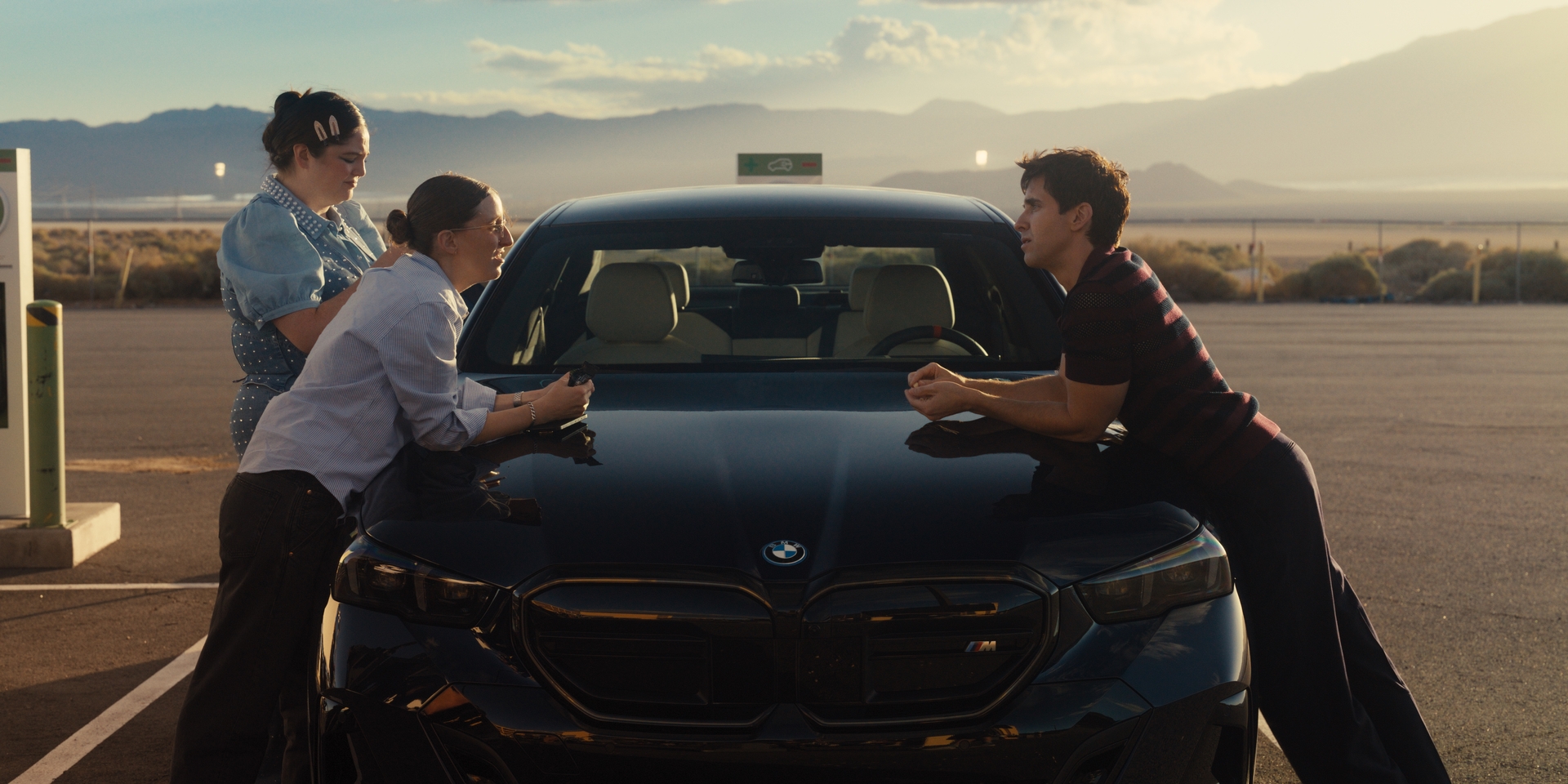 film-hacks-season-5-characters-interview The Hacks cast performs on set in season five of the HBO TV show