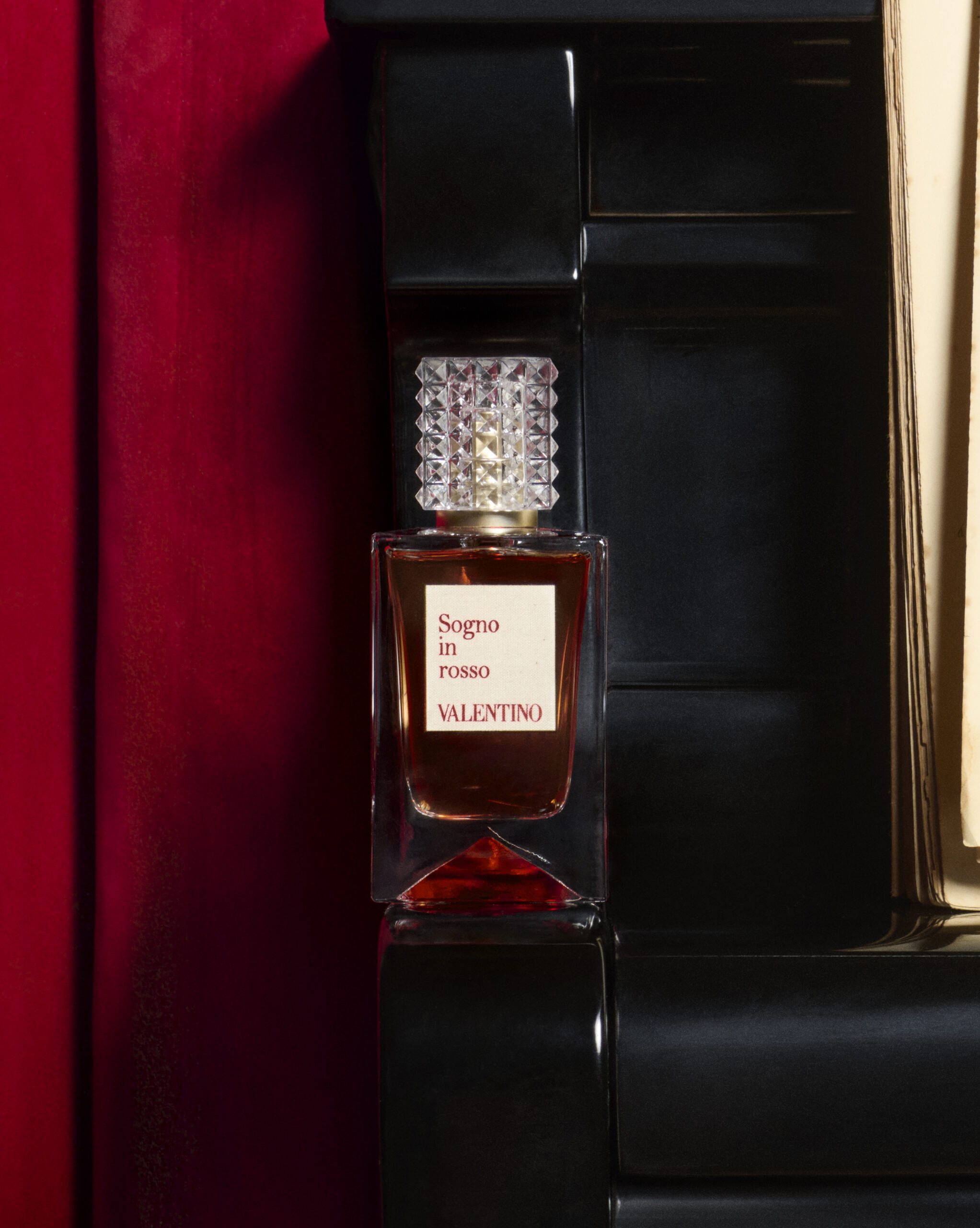 beauty-valentino-fragrance-perfumers-quotes A perfume bottle is positioned for Valentino's Analog of Dreams campaign