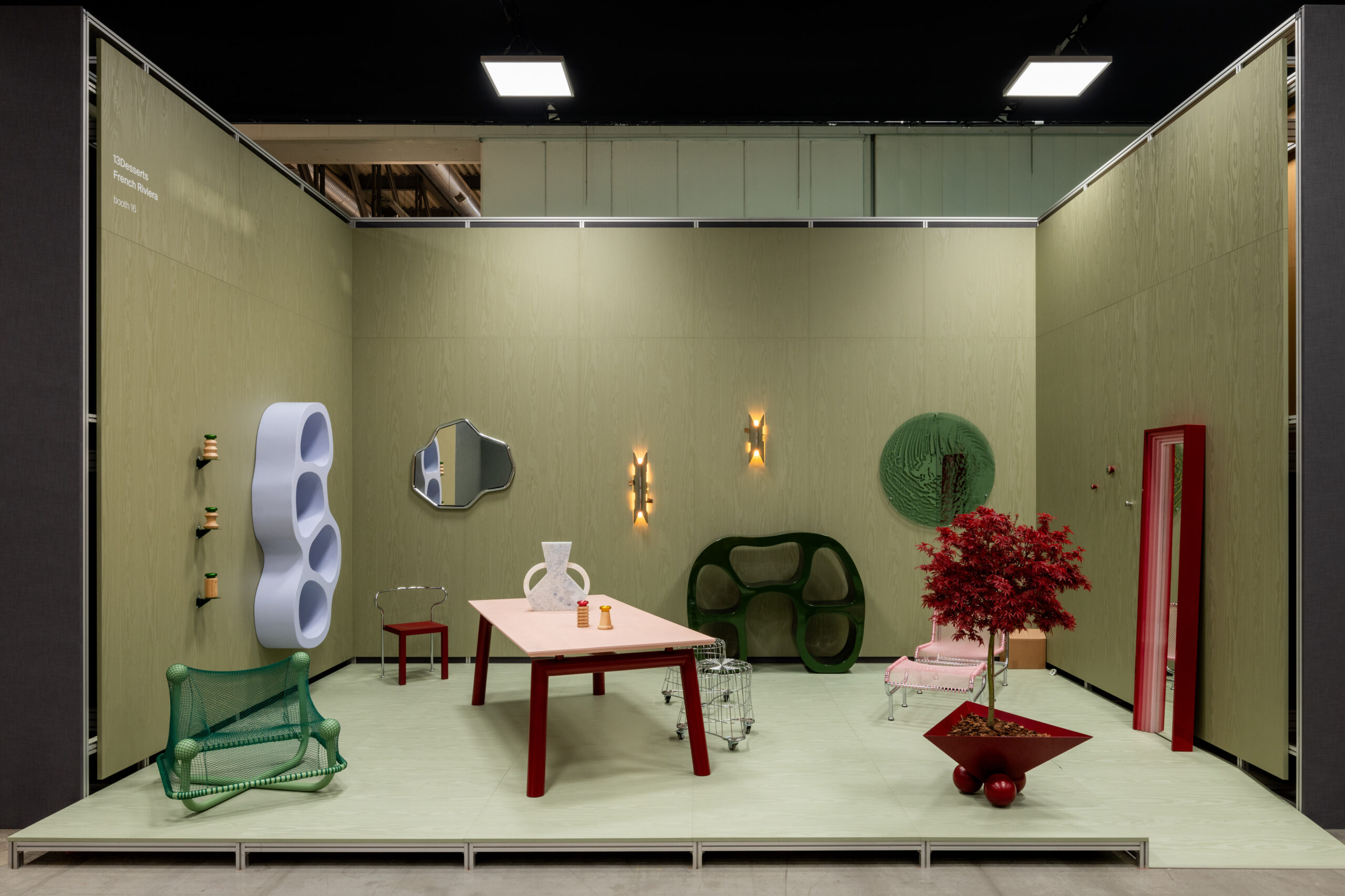 The 13Desserts booth at Salone Raritas