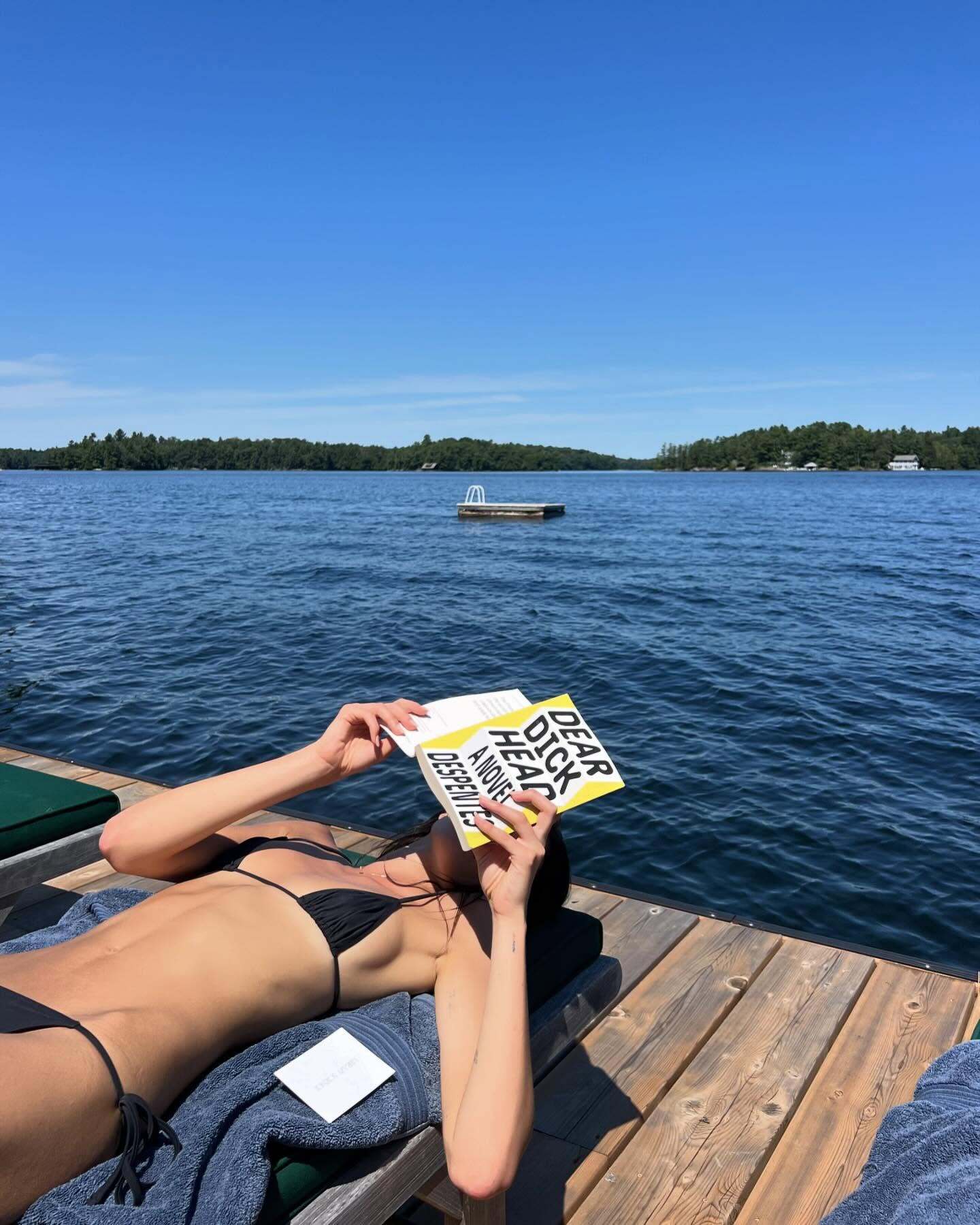 This Year’s Best Beach Reads, According to Rachel Reid, Yerin Ha, and More