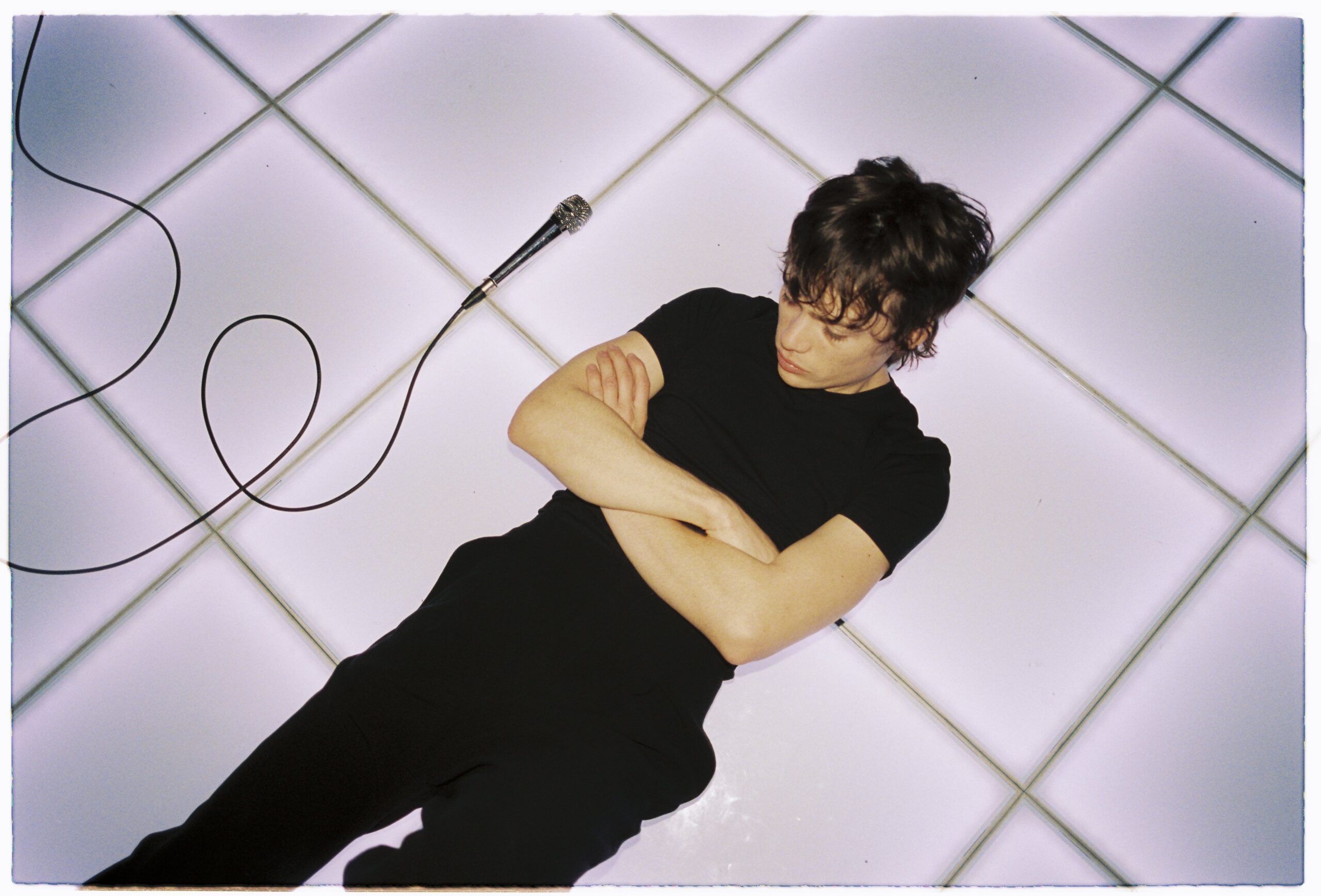 Stephen Dawes Got Famous From a Cover. On ‘Skin to Skin,’ He Is Finally Finding His Own Voice.