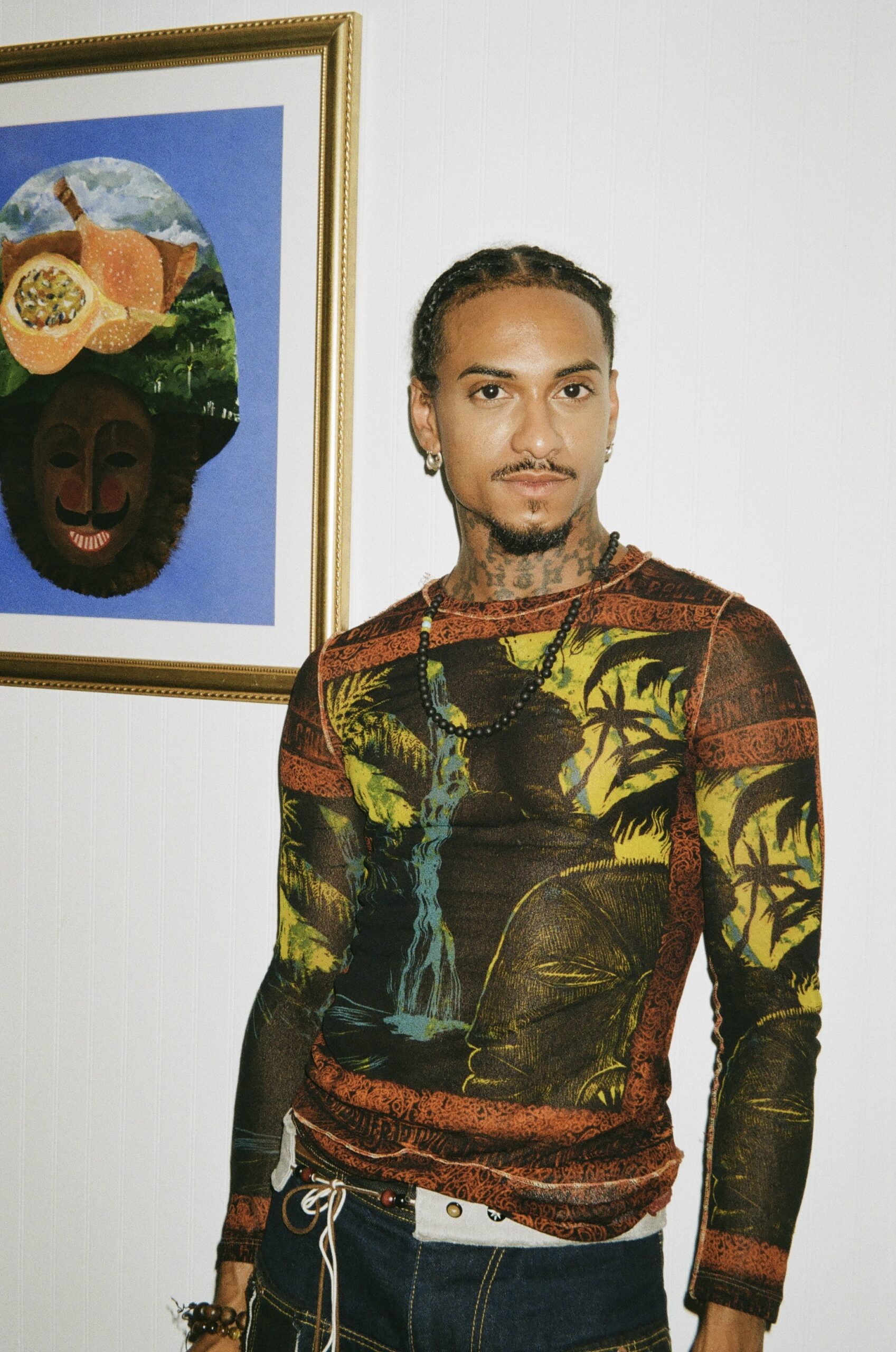 Artist Jesús Hilario-Reyes’s Best Hosting Tip? Turn Off the AC. Yes, Really.